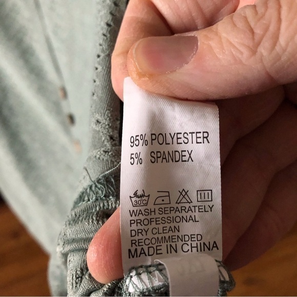 Green stretch knit blouse in size XL - Picture 5 of 8